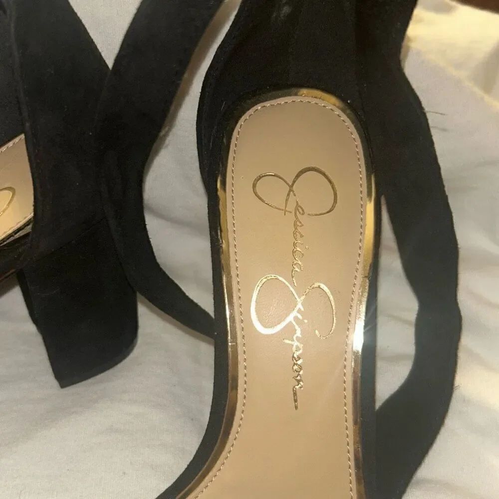 Jessica Simpson black heels - Picture 14 of 16